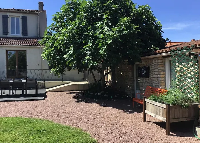 De La Coussotterie Sud Vendee 4 **** 8 Pers בית נופש